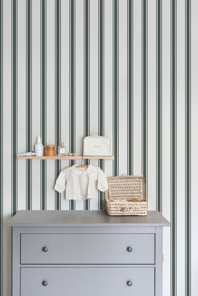 Lineal triple verde profundo